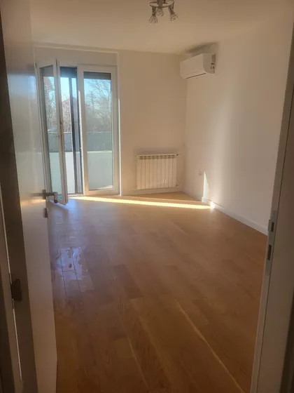 Stevana Dubajića 83 | 4zida.rs