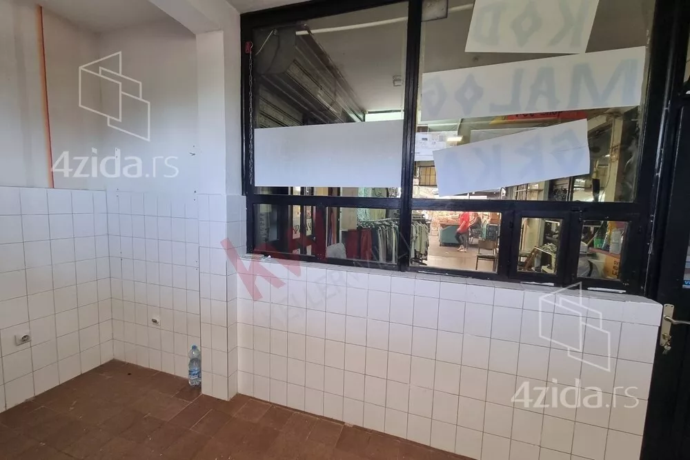 Lokal | 4zida