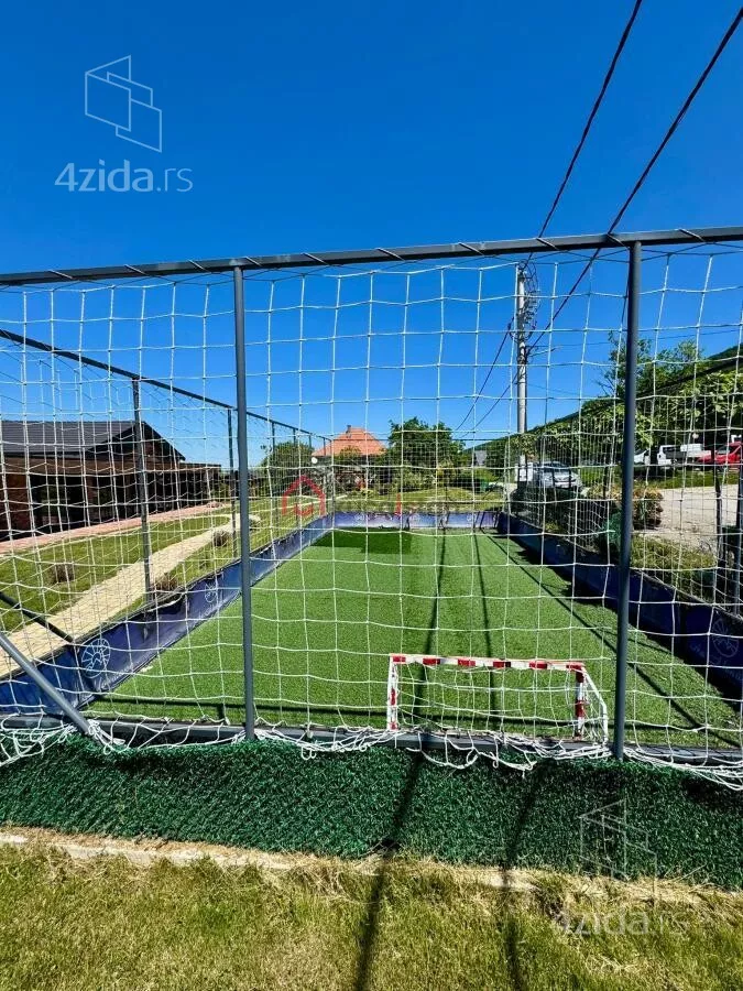 Ugostiteljski objekat | 4zida