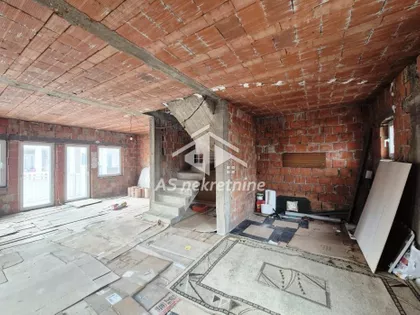 Zemun Polje | 4zida.rs