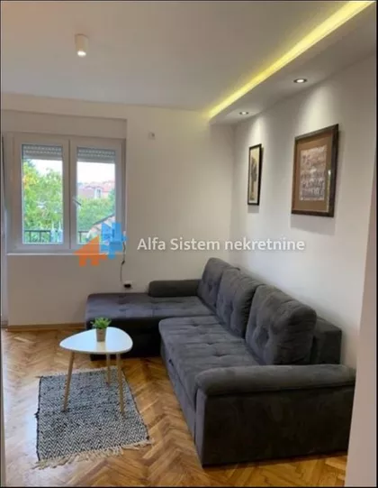 Autokomanda | 4zida.rs