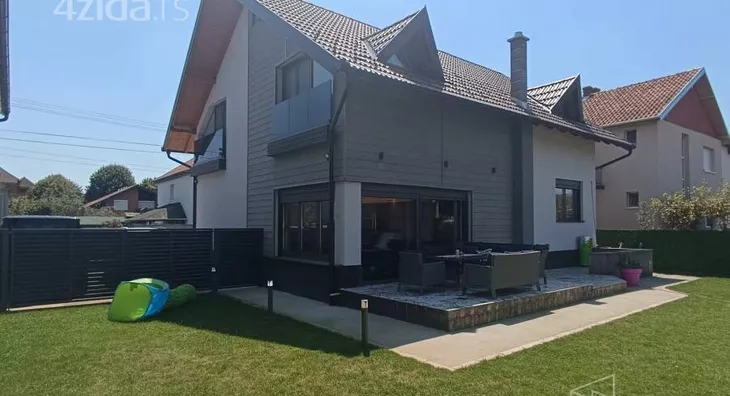 Kuća | 4zida