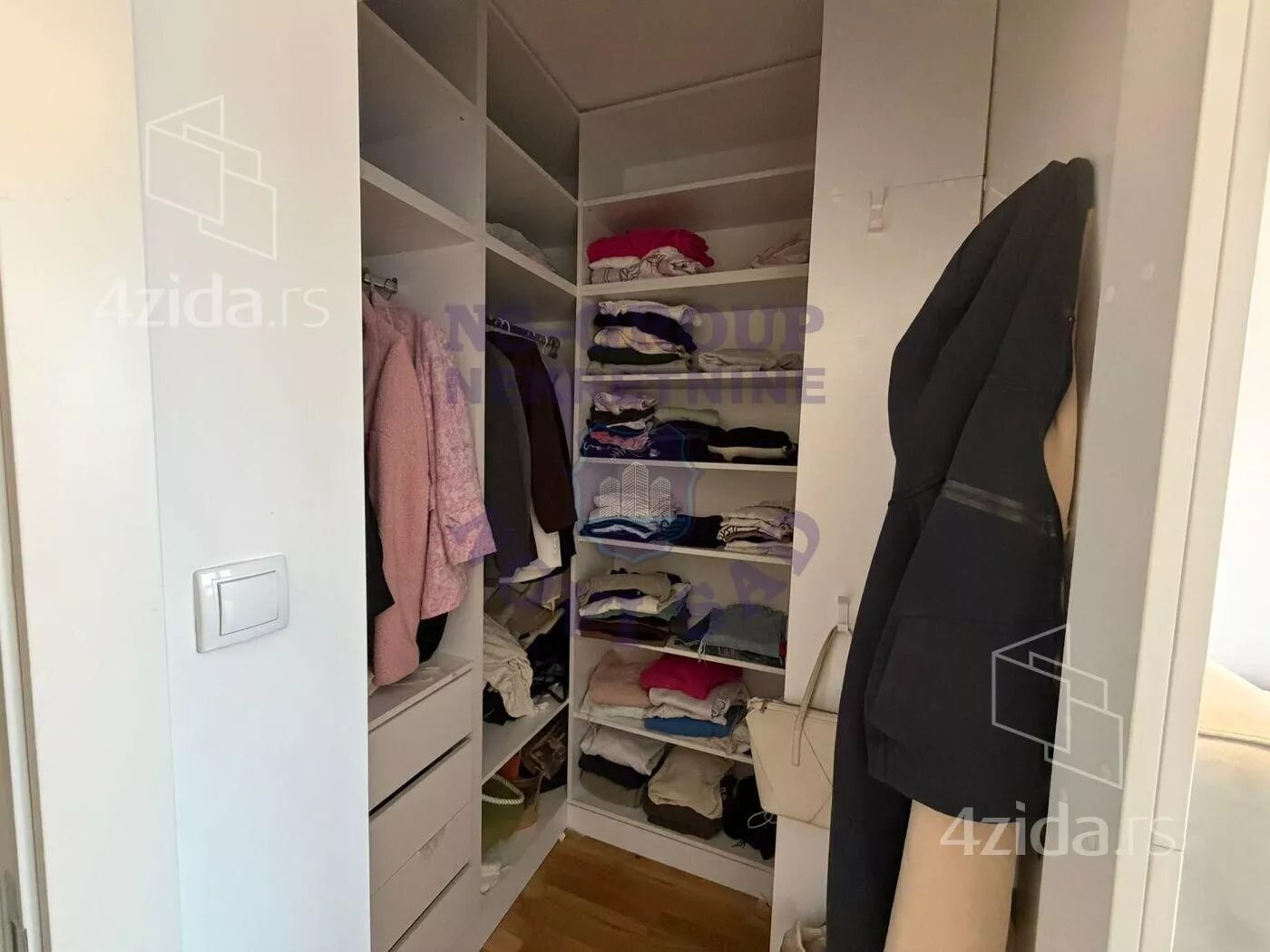 Troiposoban stan | 4zida