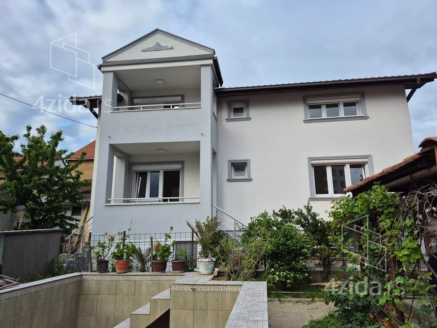 3-etažna kuća | 4zida