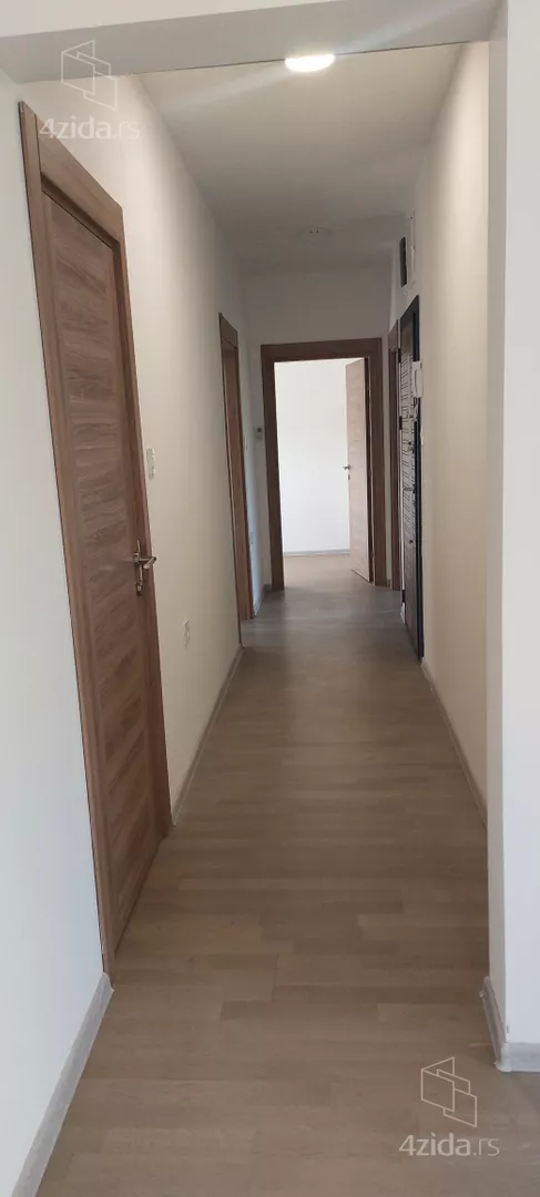 Fotografija stana 23 od 26