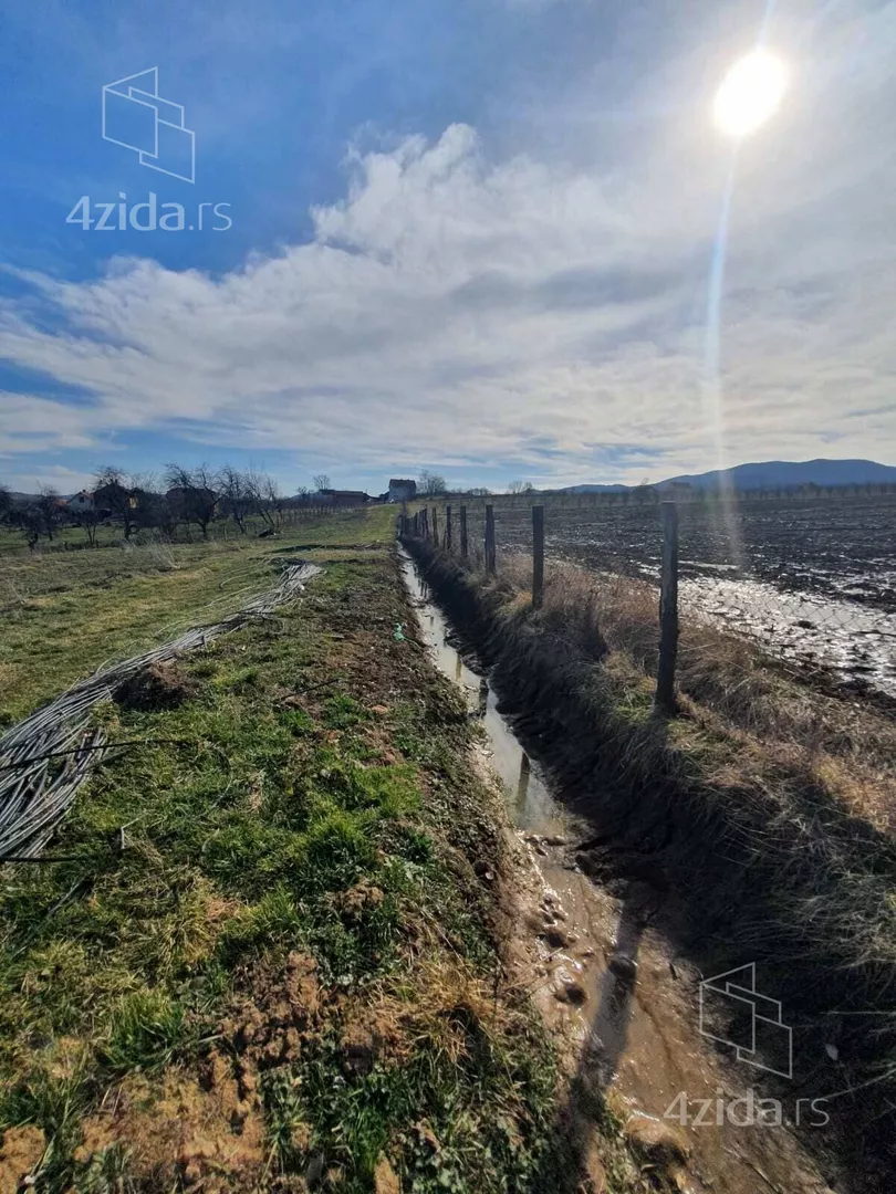 Poljoprivredno zemljište | 4zida