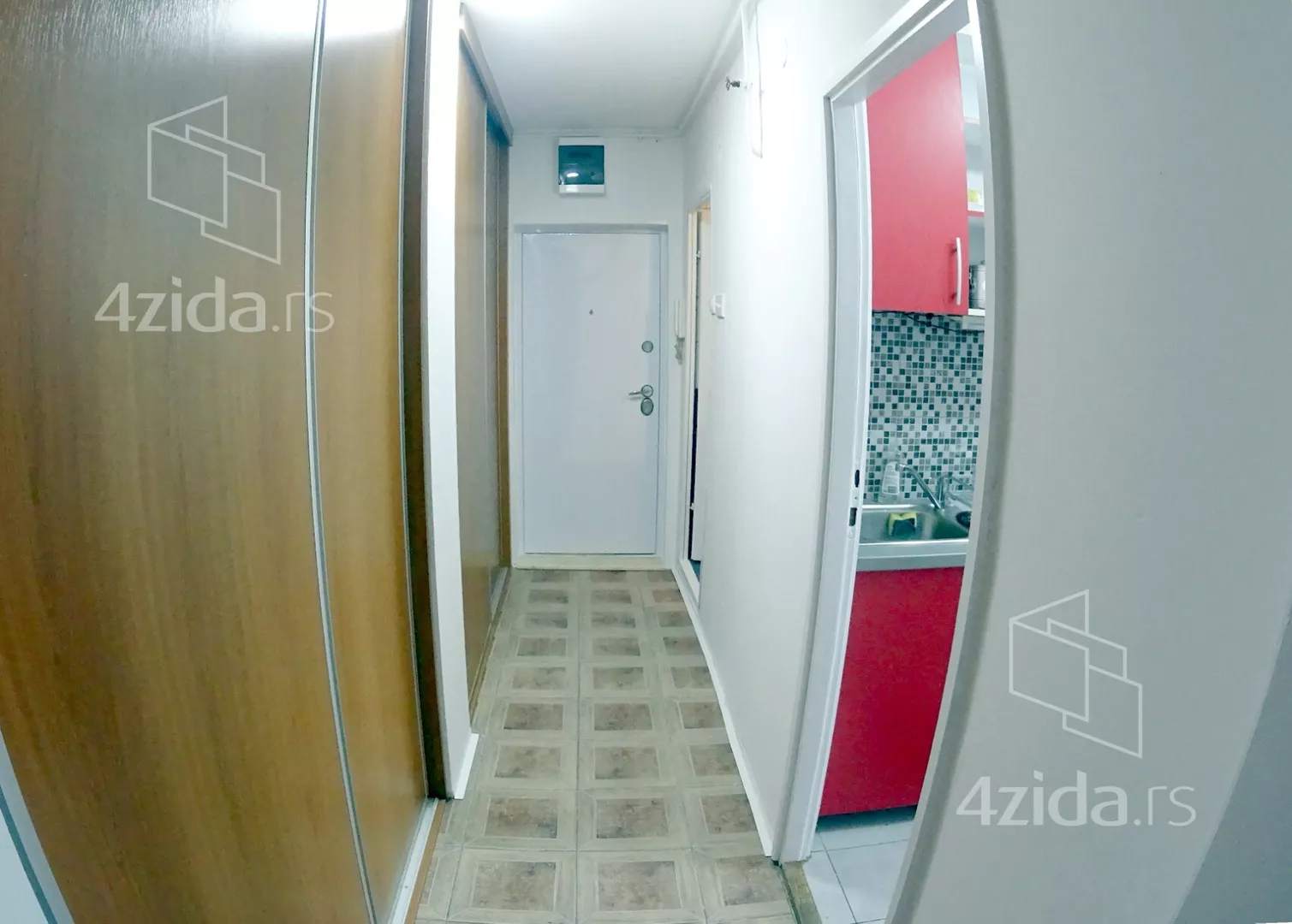 Jednoiposoban stan | 4zida
