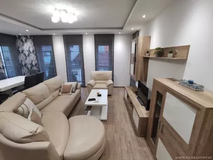 Vašarište | 4zida.rs