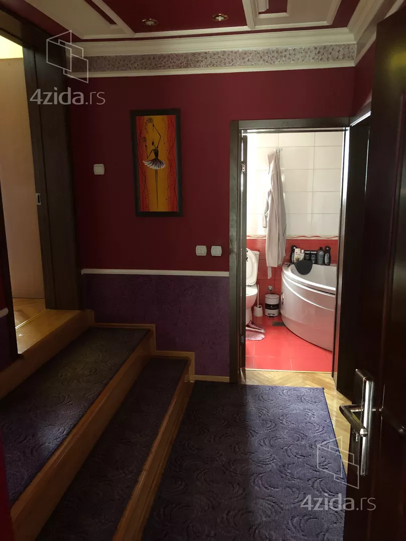 3-etažna kuća | 4zida