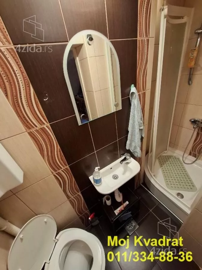 Četvoroiposoban stan | 4zida