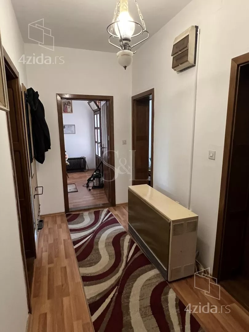 Kuća | 4zida