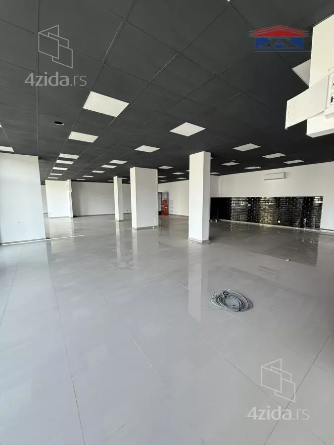 Poslovni prostor | 4zida