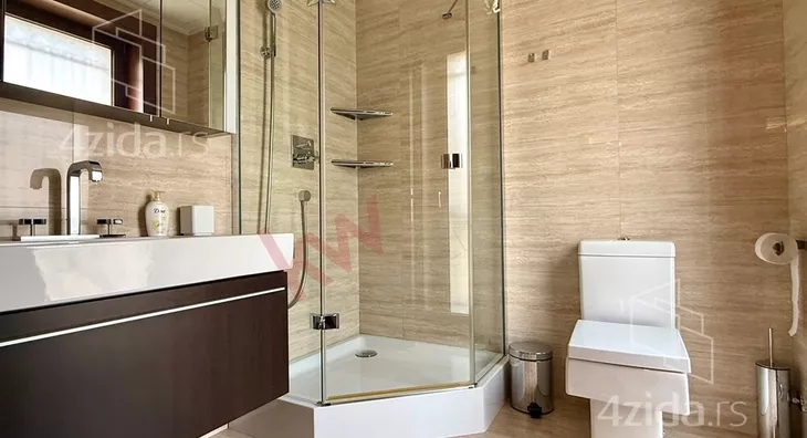 4-etažna kuća | 4zida