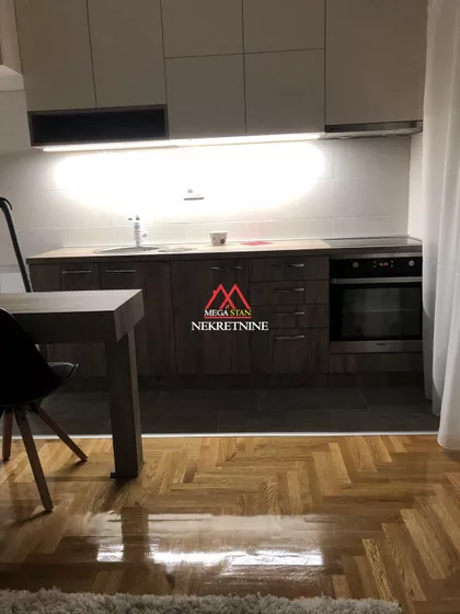 Lukijana Mušickog | 4zida.rs