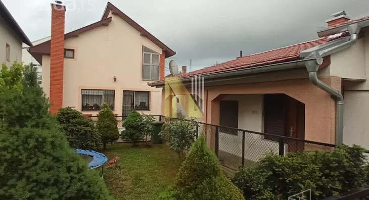 Kuća | 4zida