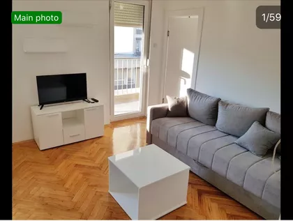 Obrenovićeva | 4zida.rs