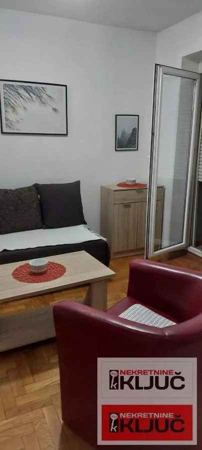 Adamovićevo Naselje | 4zida.rs