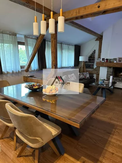 Akademska | 4zida.rs