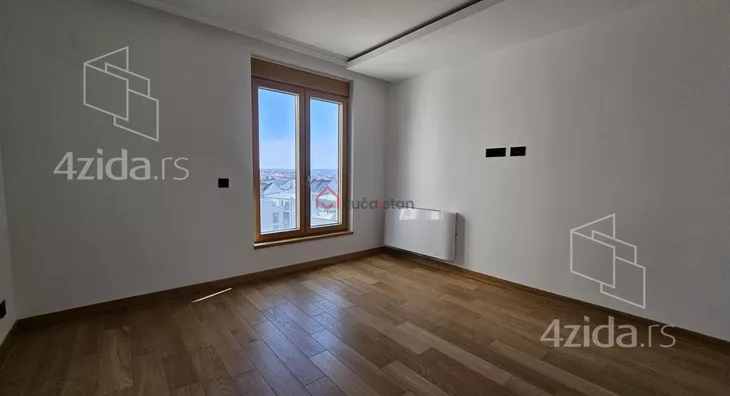 Petosoban stan | 4zida