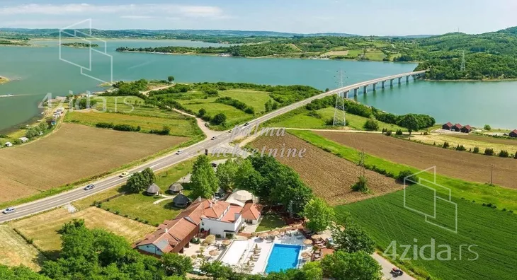 Ugostiteljski objekat | 4zida