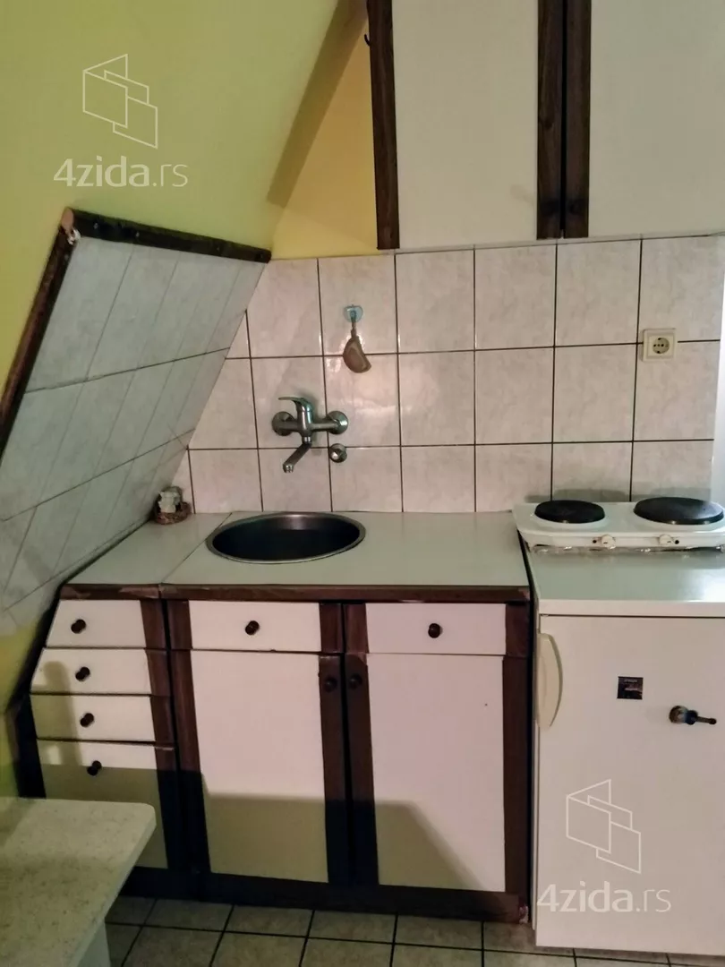 Garsonjera | 4zida