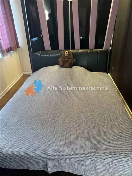 Vukov Spomenik | 4zida.rs