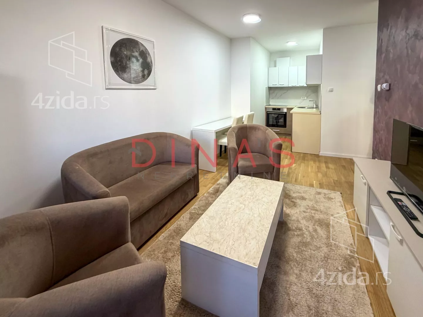 Jednoiposoban stan | 4zida