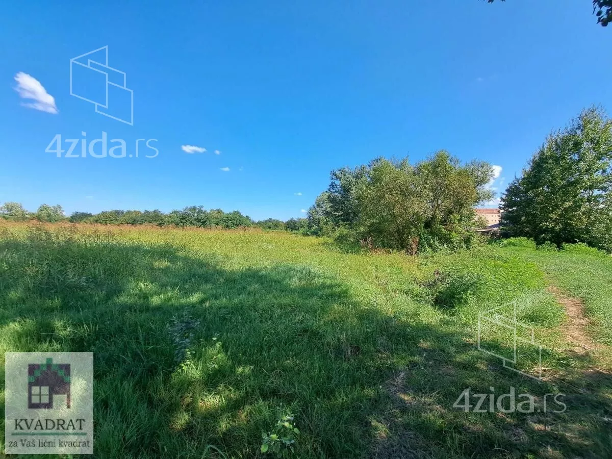 Plac | 4zida