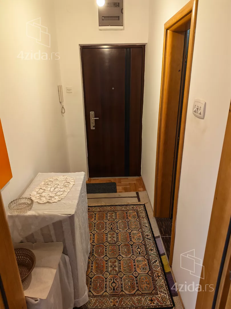 Garsonjera | 4zida