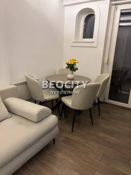 Francuska | 4zida.rs