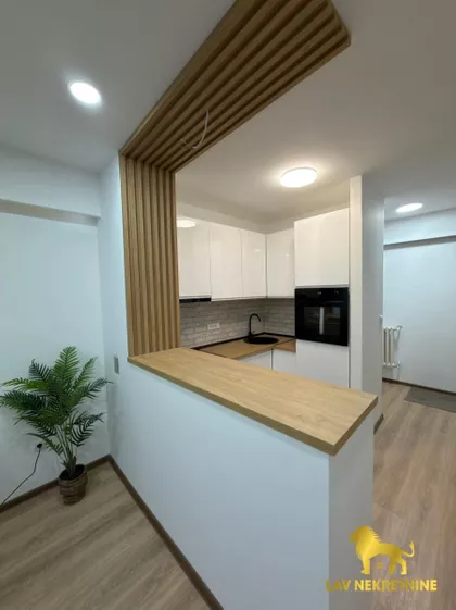 GOGOLJEVA | 4zida.rs