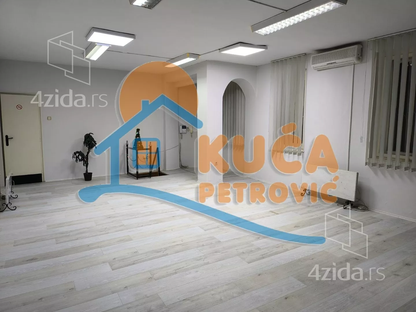 Lokal | 4zida