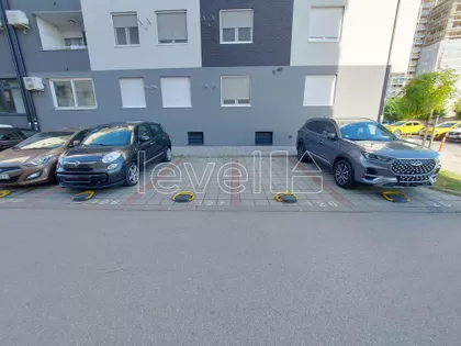 Sajmište | 4zida.rs