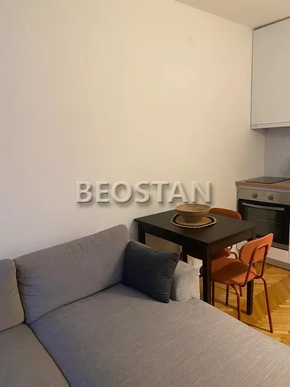 Otona Zupancica | 4zida.rs