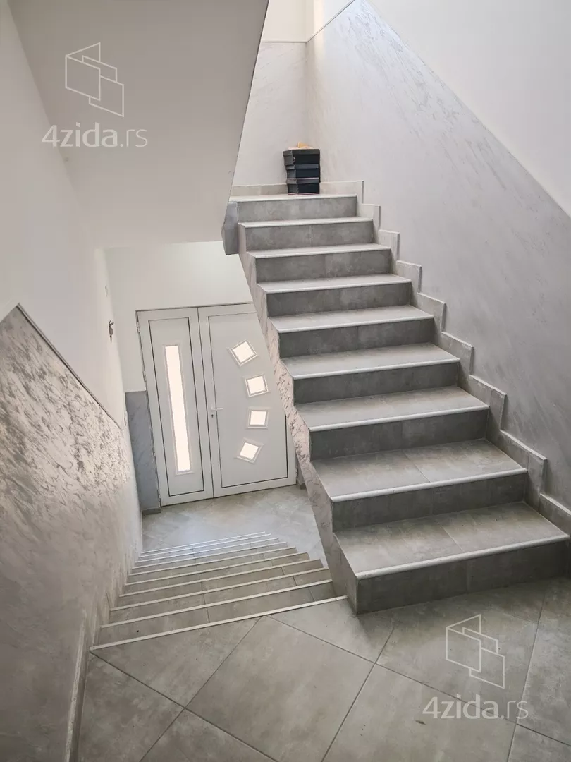 3-etažna kuća | 4zida