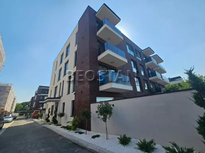Pregrevica | 4zida.rs