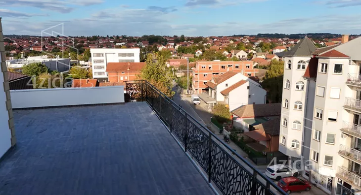 Petosoban stan | 4zida