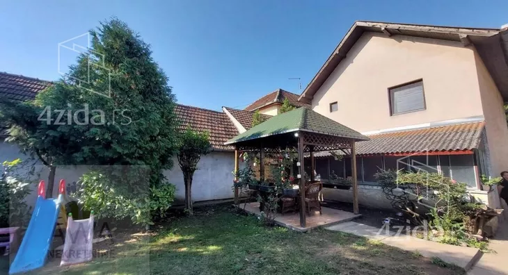 Kuća | 4zida