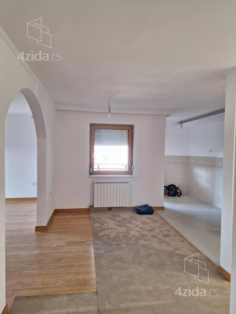 Kancelarija | 4zida
