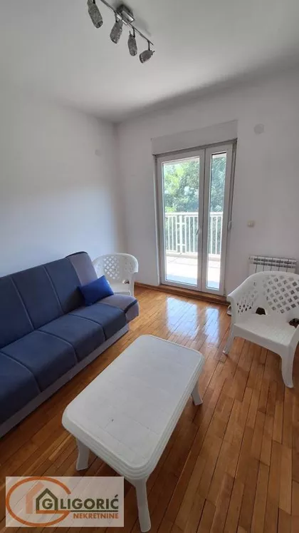 Petra Konjovića | 4zida.rs