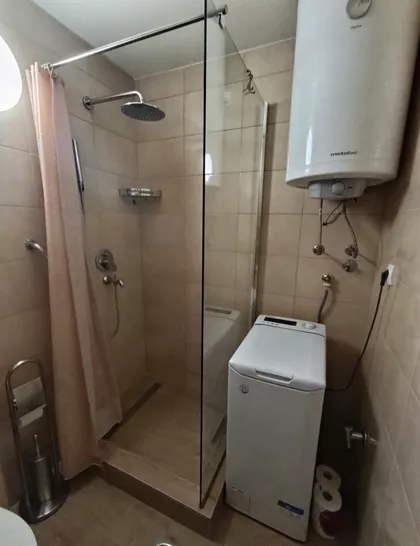 Molerova | 4zida.rs
