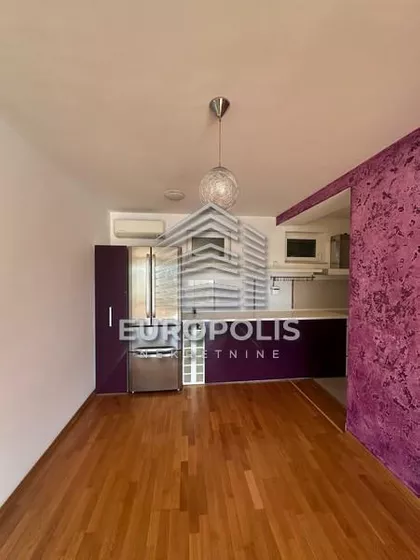 Bokeljska | 4zida.rs