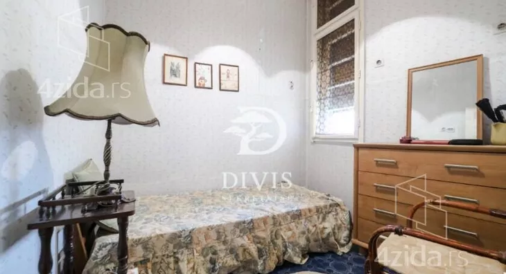 Četvoroiposoban stan | 4zida