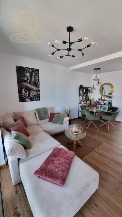 Sremska Kamenica | 4zida.rs