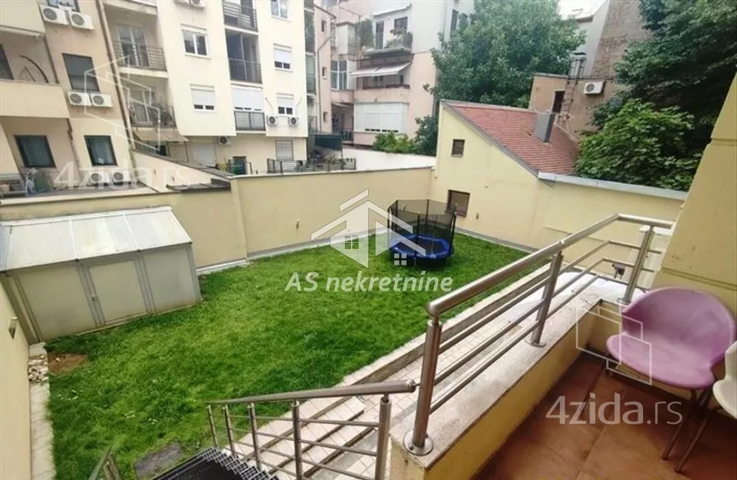 Petosoban stan | 4zida