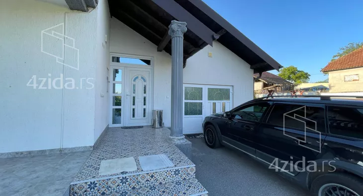 3-etažna kuća | 4zida