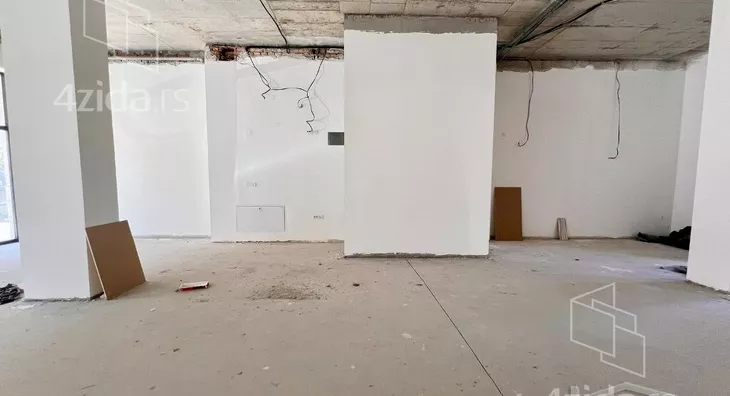 Poslovni prostor | 4zida