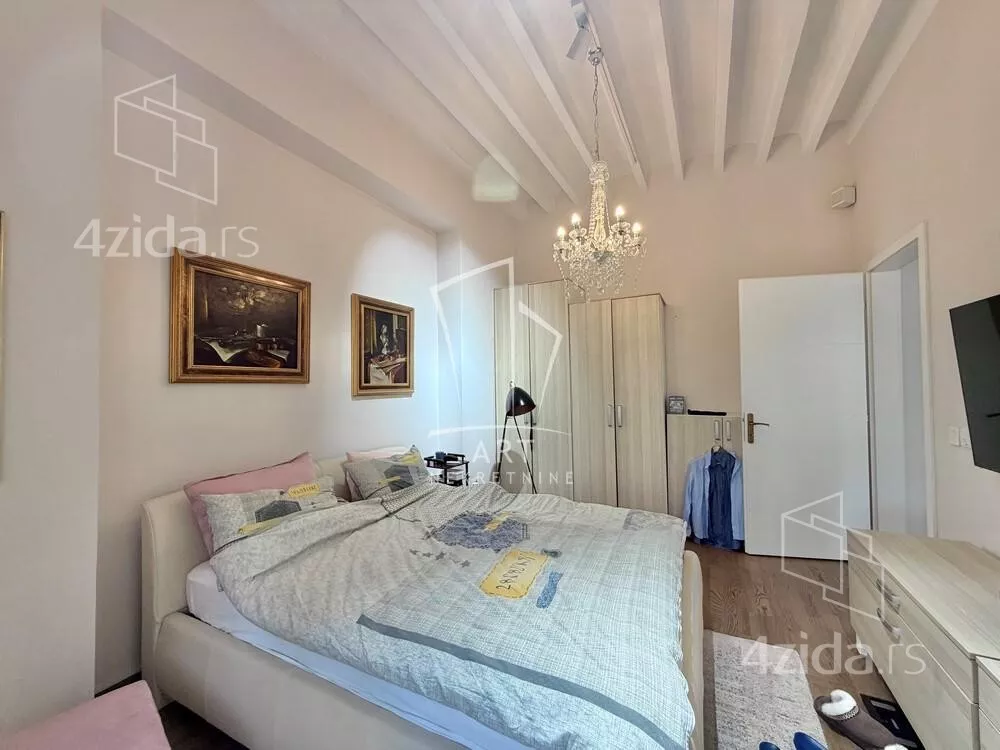 Petoiposoban stan | 4zida