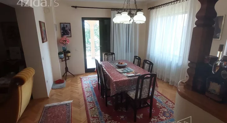 3-etažna kuća | 4zida