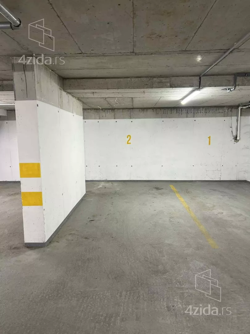 Garaža | 4zida